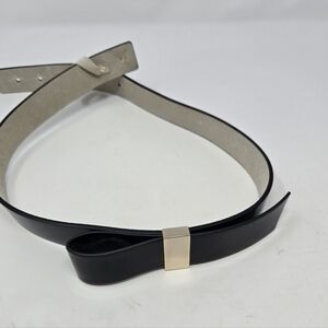 WHITE HOUSE BLACK MARKET FAUX PATENT LEATHER BLACK BOW BELT STRUCTURED WOMEN S